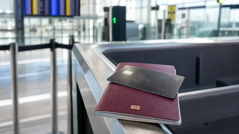 Gran Canaria, lascia l’hotel senza pagare 2.483 euro – turista fermata in aeroporto per presunta truffa